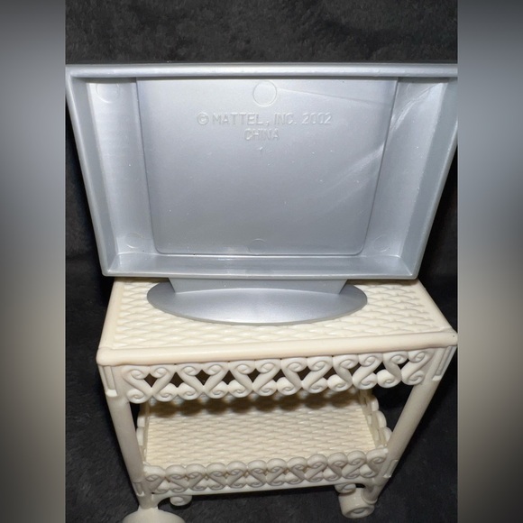 2002 Mattel Mary-Kate & Ashley Olsen Let’s Get Stylin’! Dressing Room B0175 Doll - Picture 8 of 12